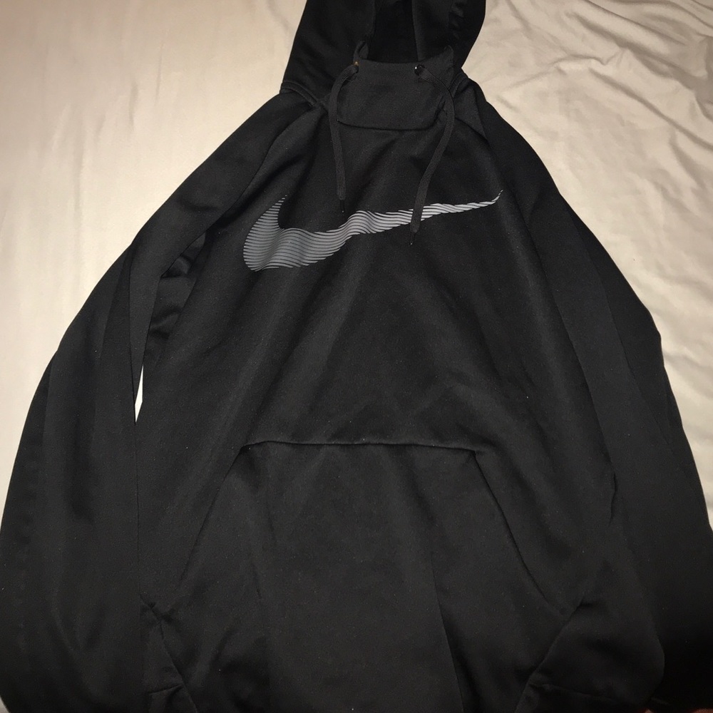Men’s Nike Sweatshirt